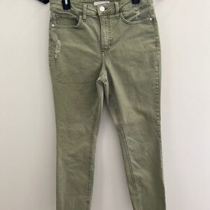 LAUREN CONRAD- high-rise distressed skinny ankle jeans